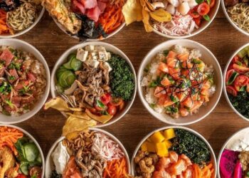 LET’S POKE apresenta novidades no cardápio