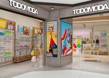 Loja de acessórios no shopping Vila Olímpia apresenta novo canal de venda