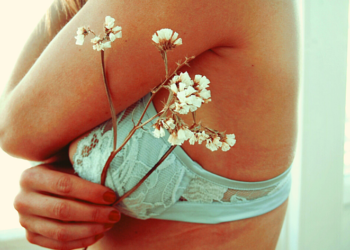 Consultas e exames para o outubro rosa