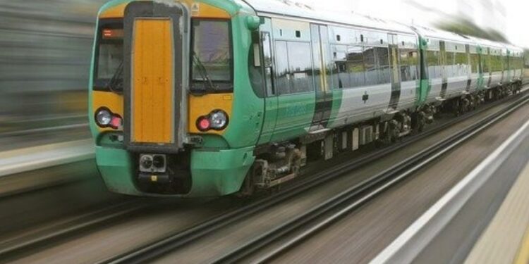 Voltas ás aulas: EMTU libera o uso do Passe Livre e Meia Tarifa