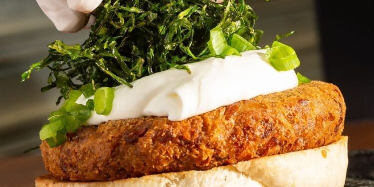 Hamburgueria na Vila Olímpia lança nova marca de burgers vegetarianos e veganos